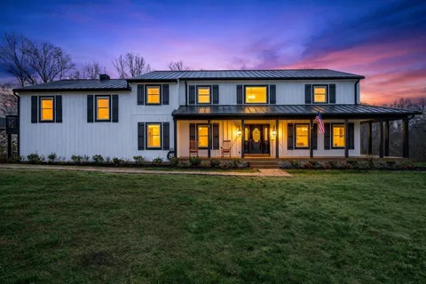 $999,999 | 7255 Hall Road, Greenbrier, TN 37073
