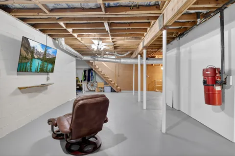 $999,999 | 7255 Hall Road, Greenbrier, TN 37073