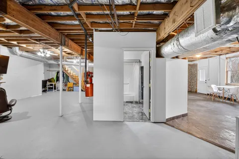 $999,999 | 7255 Hall Road, Greenbrier, TN 37073