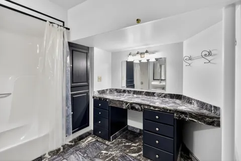 $999,999 | 7255 Hall Road, Greenbrier, TN 37073