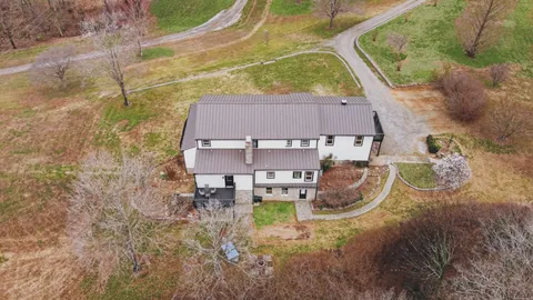 $999,999 | 7255 Hall Road, Greenbrier, TN 37073
