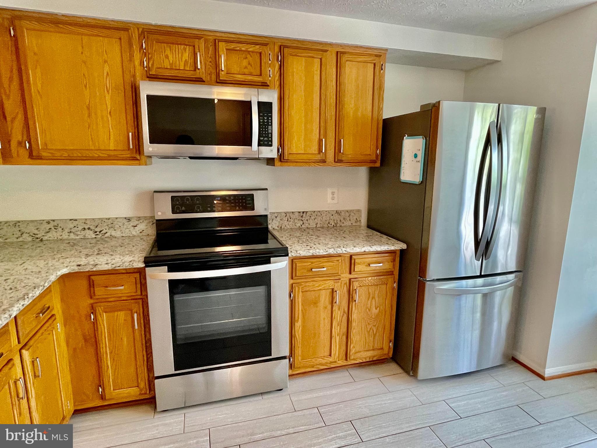 1556 Autumn Ridge Circle Reston, VA 20194 - Photo 8 of 30