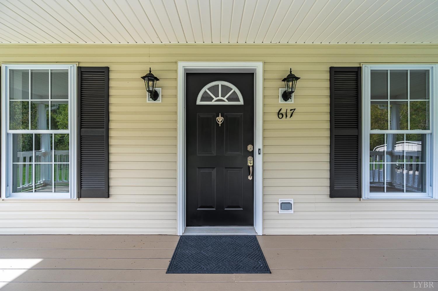 617 North Fork Road Amherst, VA 24521 - Photo 6 of 62