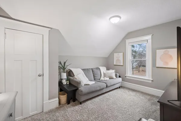 $250,000 | 222 3rd Avenue Northeast, St. Cloud, MN 56304