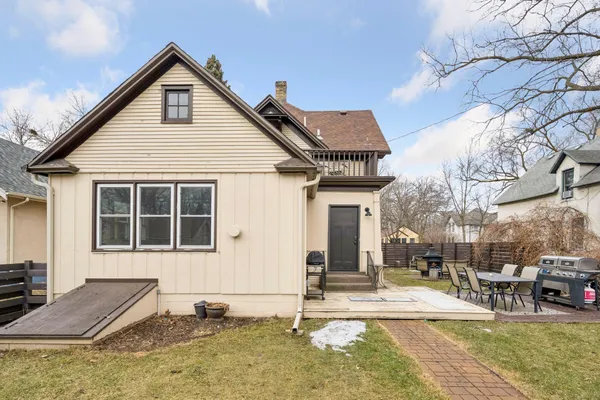 $250,000 | 222 3rd Avenue Northeast, St. Cloud, MN 56304