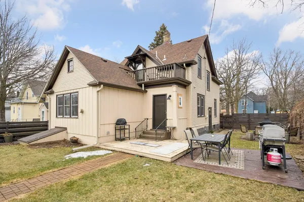 $250,000 | 222 3rd Avenue Northeast, St. Cloud, MN 56304