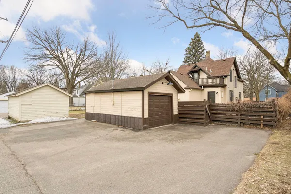 $250,000 | 222 3rd Avenue Northeast, St. Cloud, MN 56304