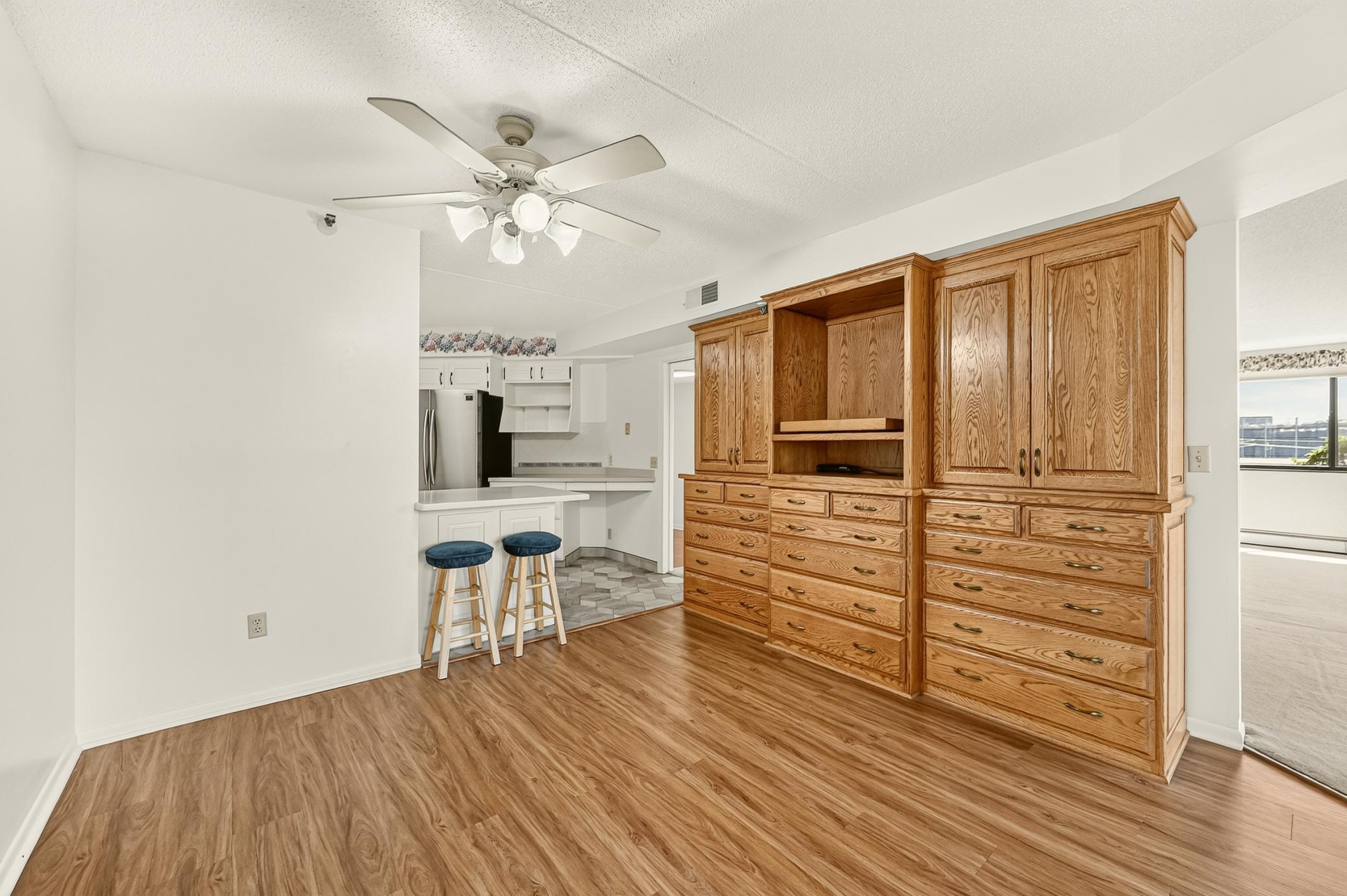 600 4th Street Southwest, Unit 402 Rochester, MN 55902 - Photo 24 of 51