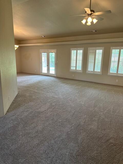 935 West Harbeck Road Grants Pass, OR 97527 - Photo 6 of 27 thumbnail_IMG_2727