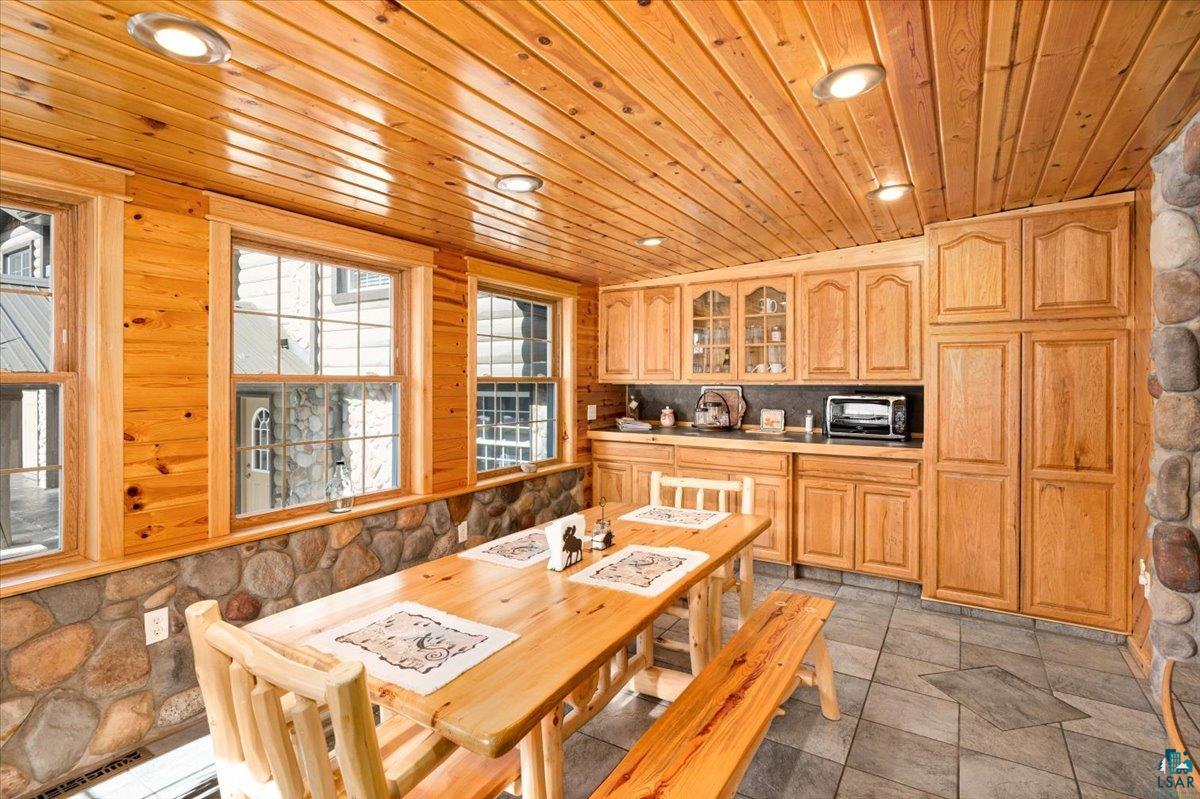 1818 Ridgewood Court Duluth, MN 55804 - Photo 11 of 50 Gallery Image 11