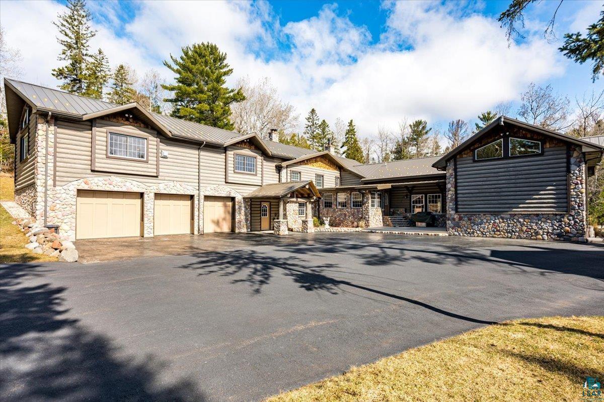 1818 Ridgewood Court Duluth, MN 55804 - Photo 3 of 50 Gallery Image 3