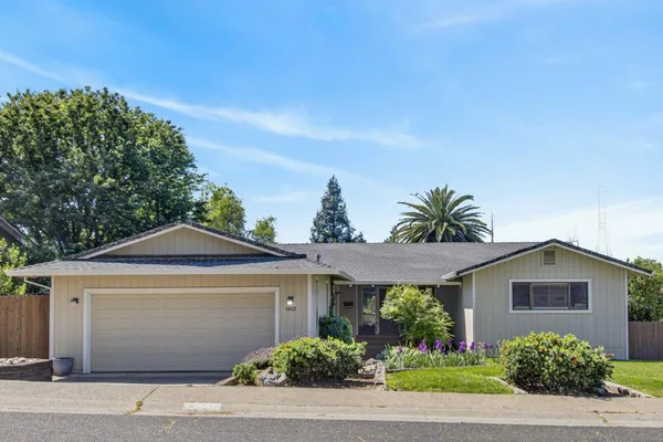 $595,000 | 238 Jennifer Circle, Roseville, CA 95678