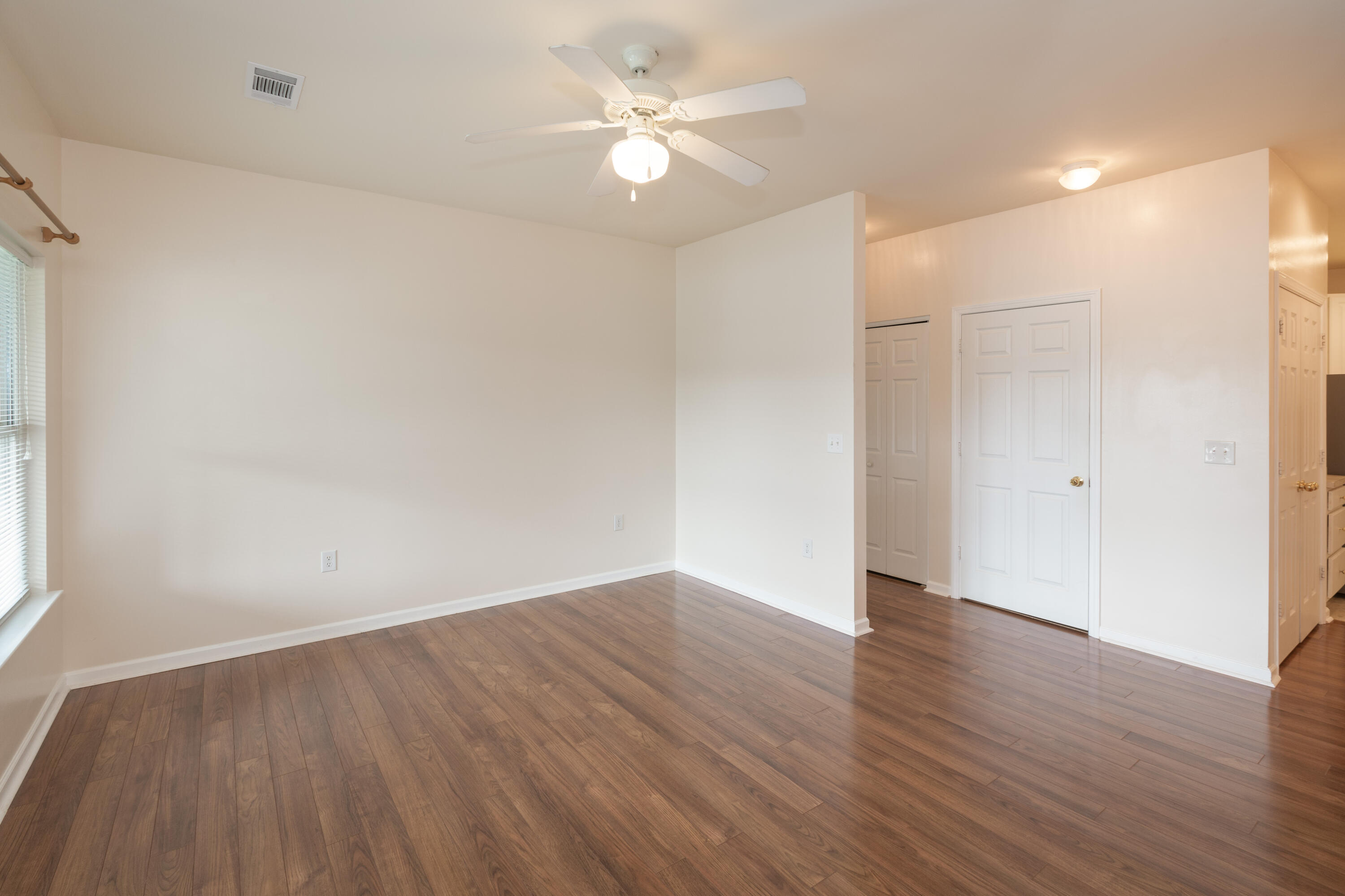 3206 Mariners Way Moncks Corner, SC 29461 - Photo 6 of 27 3206_Mariners_Way_Brett_Martin_Photograp