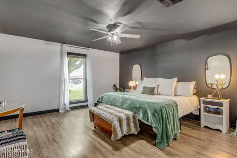$300,000 | 100 Presbytere Parkway, Lafayette, LA 70503