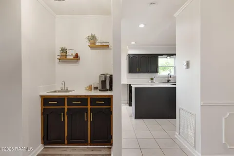 $300,000 | 100 Presbytere Parkway, Lafayette, LA 70503