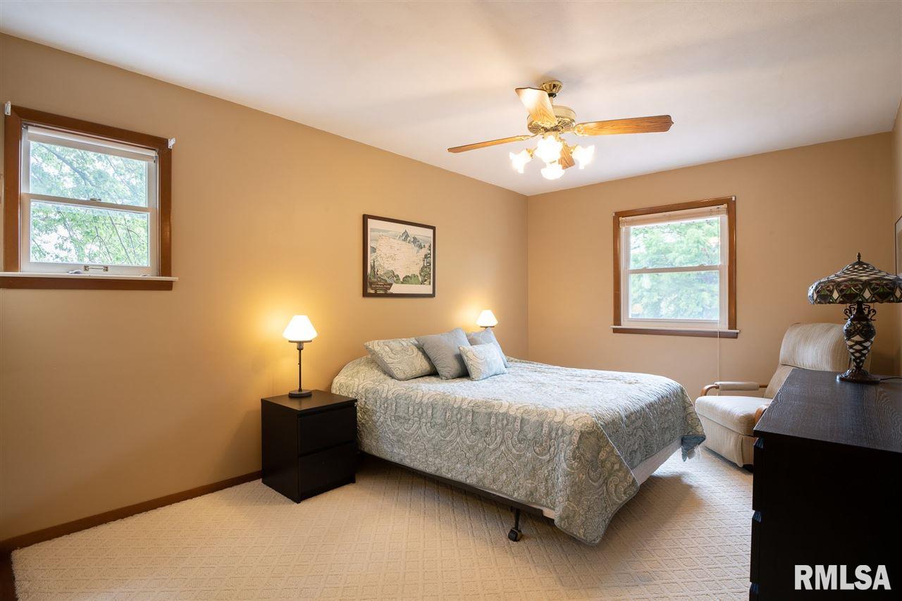 1032 Brentwood Road Morton, IL 61550 - Photo 16 of 29 Gallery Image 16