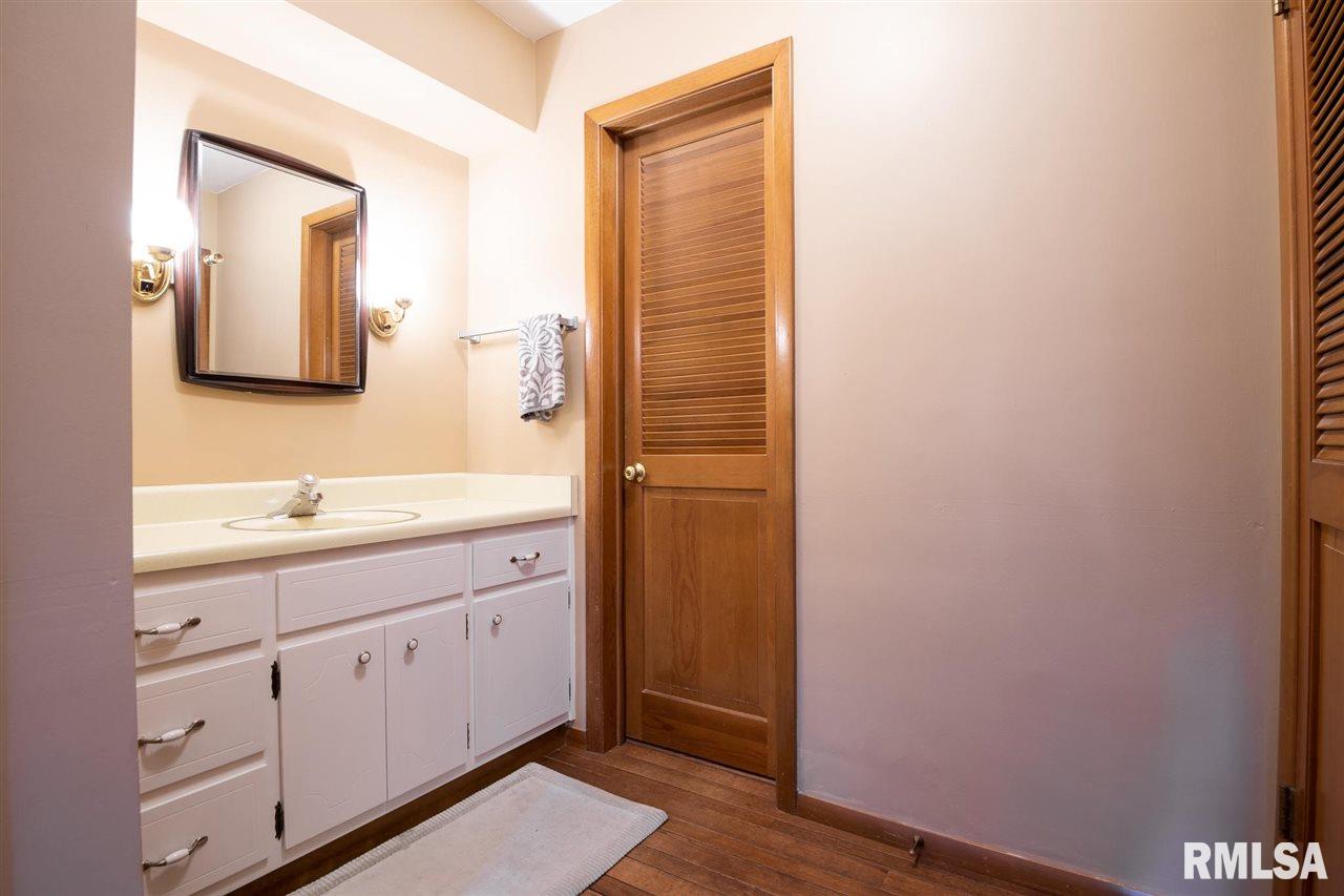 1032 Brentwood Road Morton, IL 61550 - Photo 17 of 29 Gallery Image 17