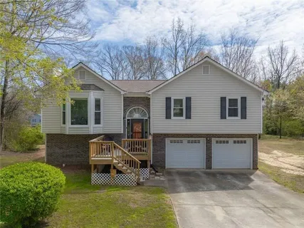 $285,000 | 226 Breckenridge Drive, Powder Springs, GA 30127