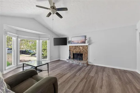$285,000 | 226 Breckenridge Drive, Powder Springs, GA 30127