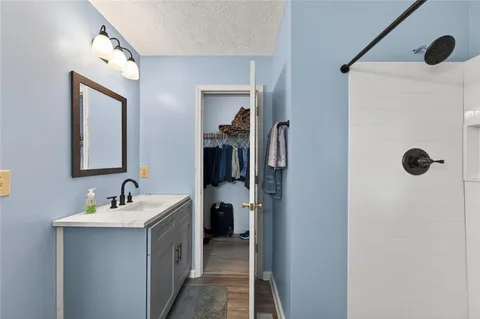 $285,000 | 226 Breckenridge Drive, Powder Springs, GA 30127