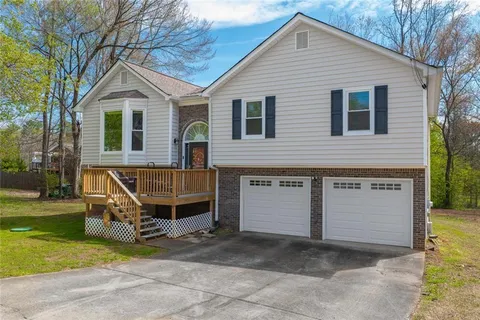 $285,000 | 226 Breckenridge Drive, Powder Springs, GA 30127