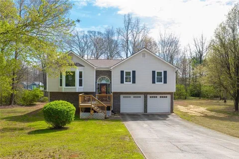 $285,000 | 226 Breckenridge Drive, Powder Springs, GA 30127