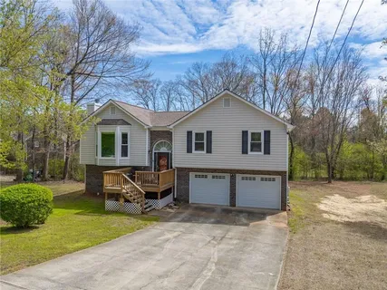 $285,000 | 226 Breckenridge Drive, Powder Springs, GA 30127