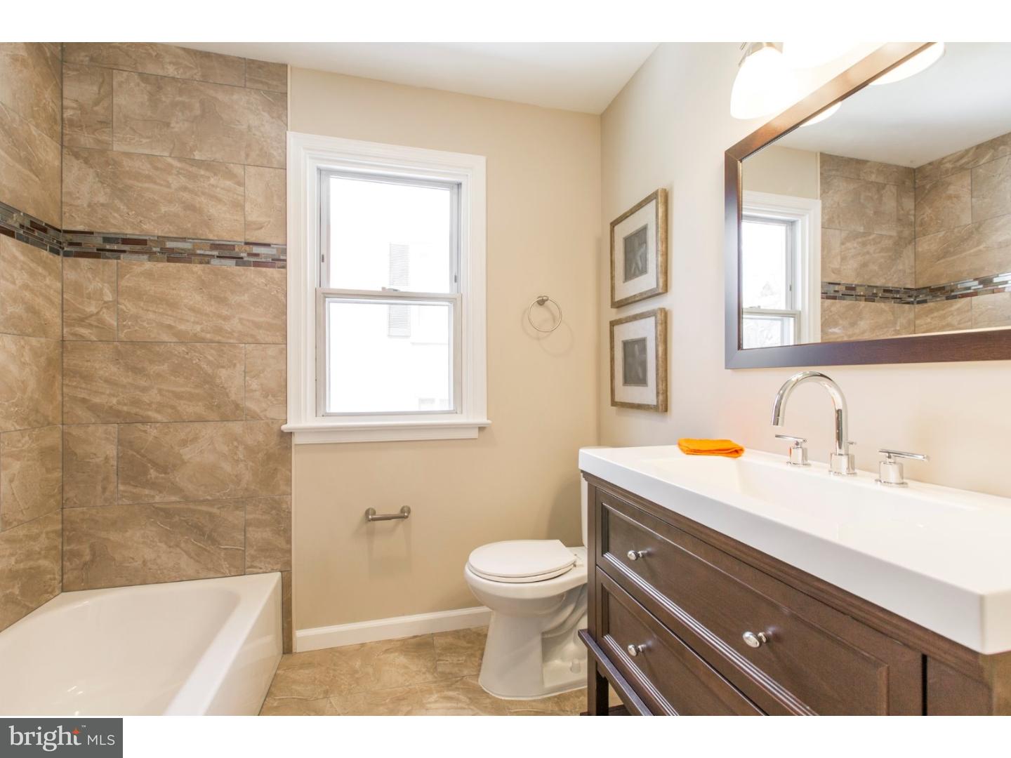 441 Vincent Road Willow Grove, PA 19090 - Photo 17 of 25 Bathroom