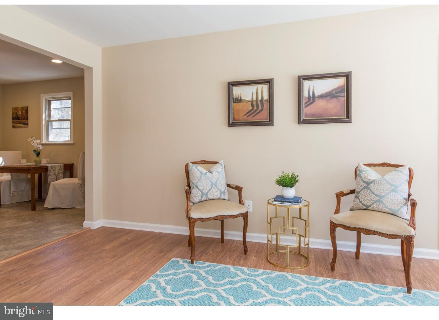 441 Vincent Road Willow Grove, PA 19090 - Photo 6 of 25 Living Room