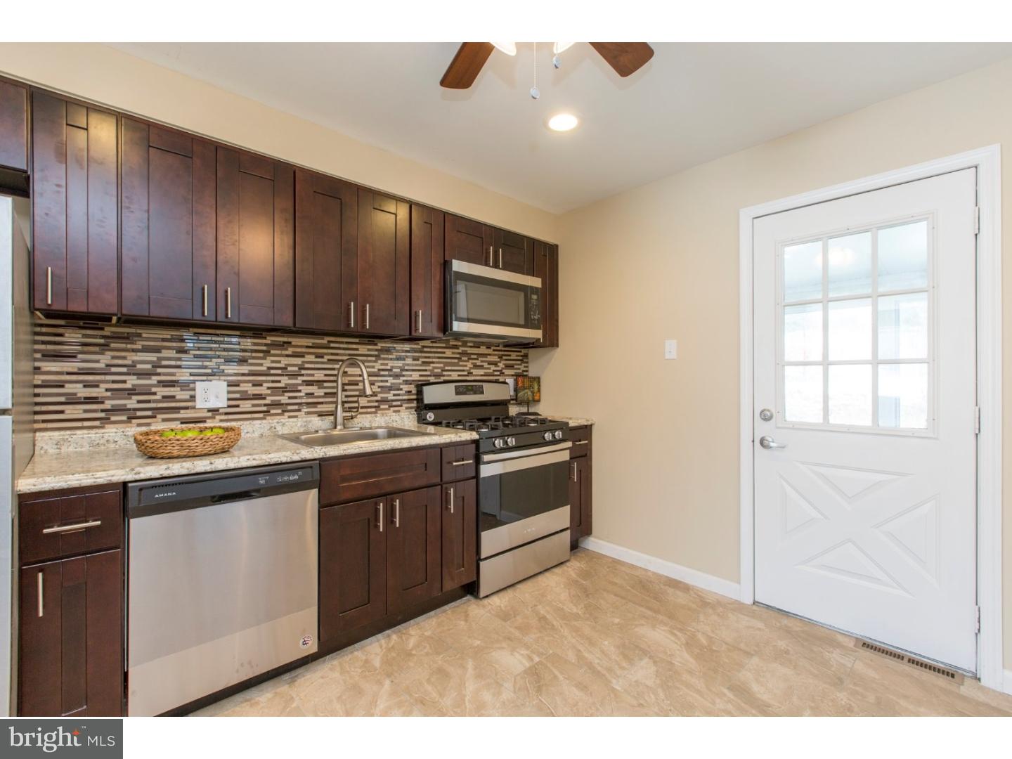 441 Vincent Road Willow Grove, PA 19090 - Photo 10 of 25 Kitchen
