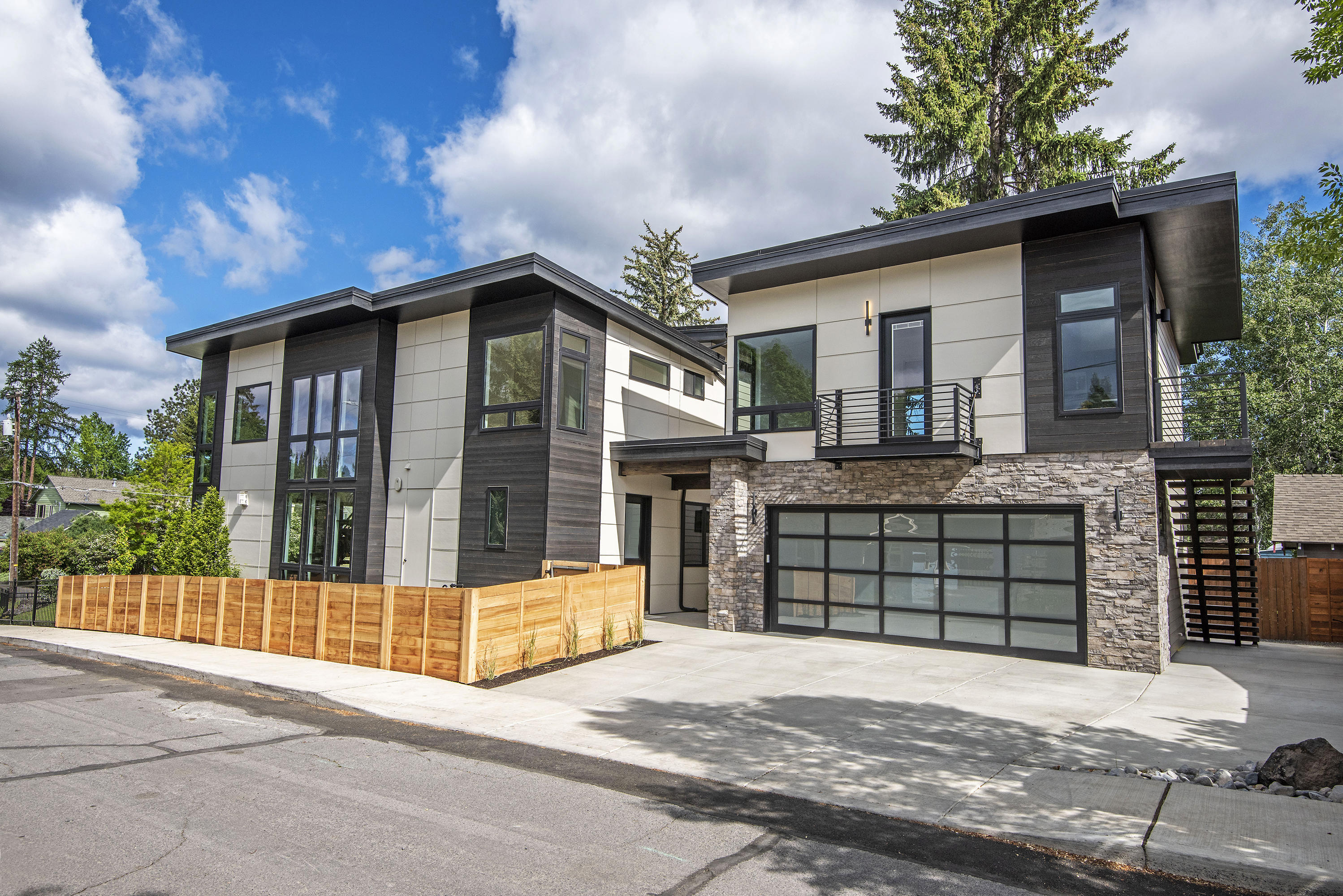 404 Northwest Riverside Boulevard Bend, OR 97703 - Photo 2 of 25 Exceptional new home in Downtown Bend.