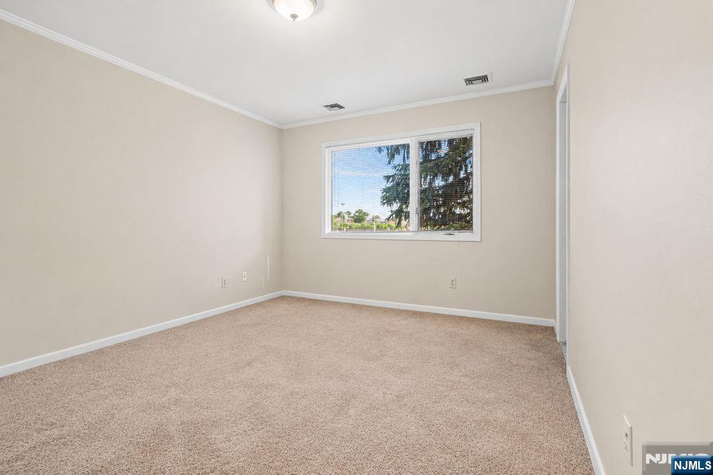 555 Riverside Avenue, Unit 9 Rutherford, NJ 07070 - Photo 15 of 23