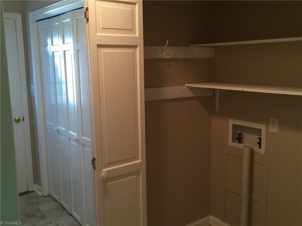 4920 Skylark Road Pfafftown, NC 27040 - Photo 22 of 30 Gallery Image 22