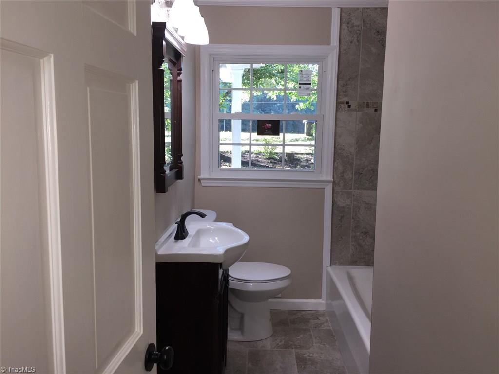 4920 Skylark Road Pfafftown, NC 27040 - Photo 26 of 30 Gallery Image 26