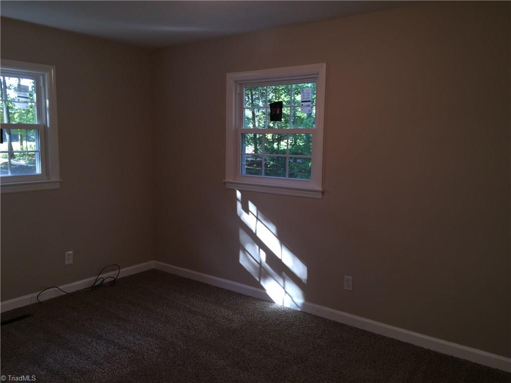 4920 Skylark Road Pfafftown, NC 27040 - Photo 28 of 30 Gallery Image 28