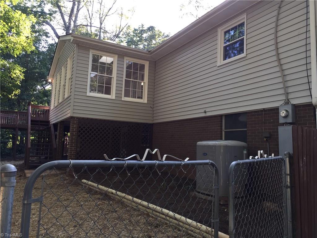 4920 Skylark Road Pfafftown, NC 27040 - Photo 10 of 30 Gallery Image 10