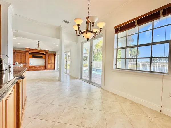 $9,000 | 5023 Northwest 94th Doral Place, Unit 5023, Doral, FL 33178