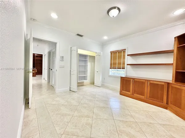 $9,000 | 5023 Northwest 94th Doral Place, Unit 5023, Doral, FL 33178