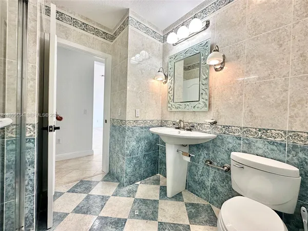 $9,000 | 5023 Northwest 94th Doral Place, Unit 5023, Doral, FL 33178