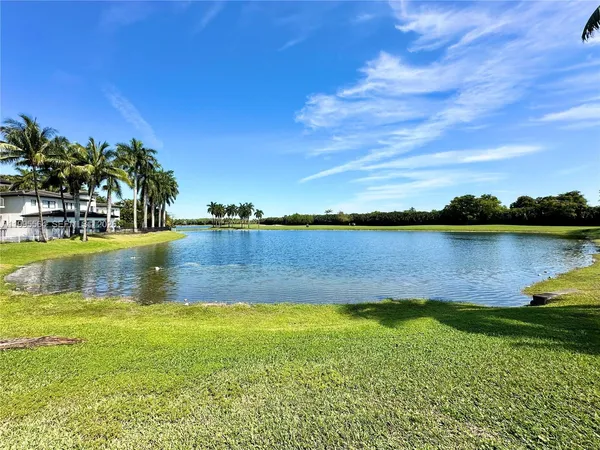 $9,000 | 5023 Northwest 94th Doral Place, Unit 5023, Doral, FL 33178