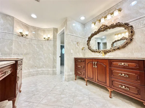 $9,000 | 5023 Northwest 94th Doral Place, Unit 5023, Doral, FL 33178