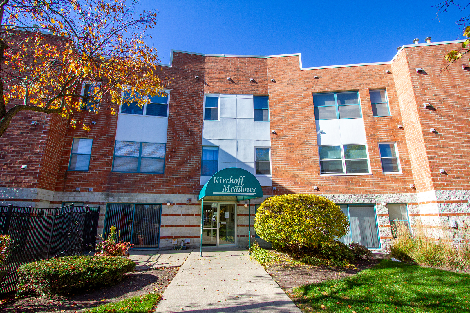 3265 Kirchoff Road, Unit 223 Rolling Meadows, IL 60008 - Photo 1 of 12 a front view of a building