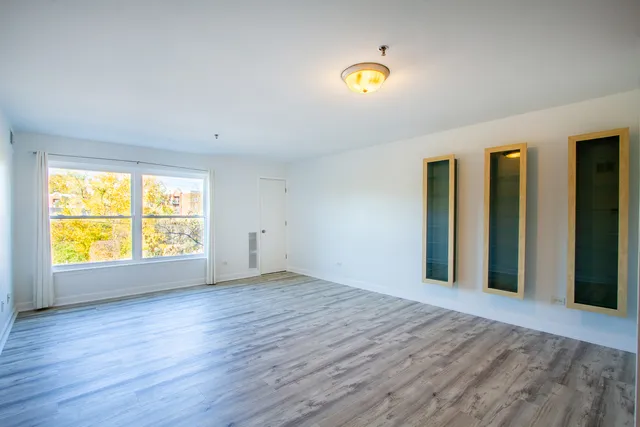 $180,000 | 3265 Kirchoff Road, Unit 223, Rolling Meadows, IL 60008