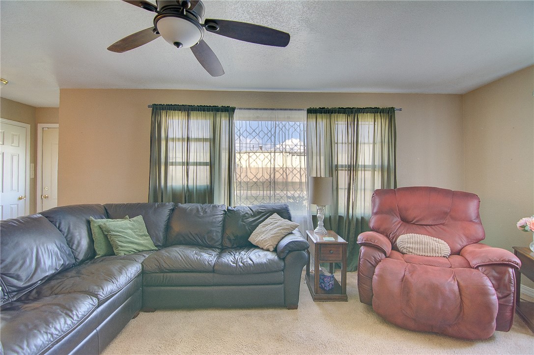 3645 East Fulton Avenue Decatur, IL 62521 - Photo 6 of 28