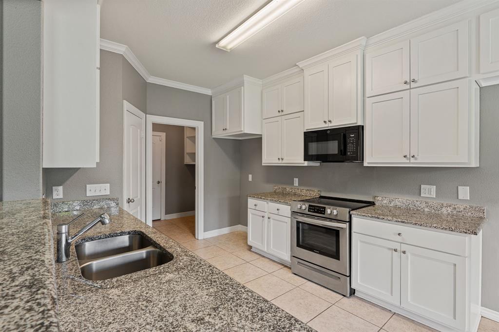 149 Collin Street Anna, TX 75409 - Photo 10 of 36