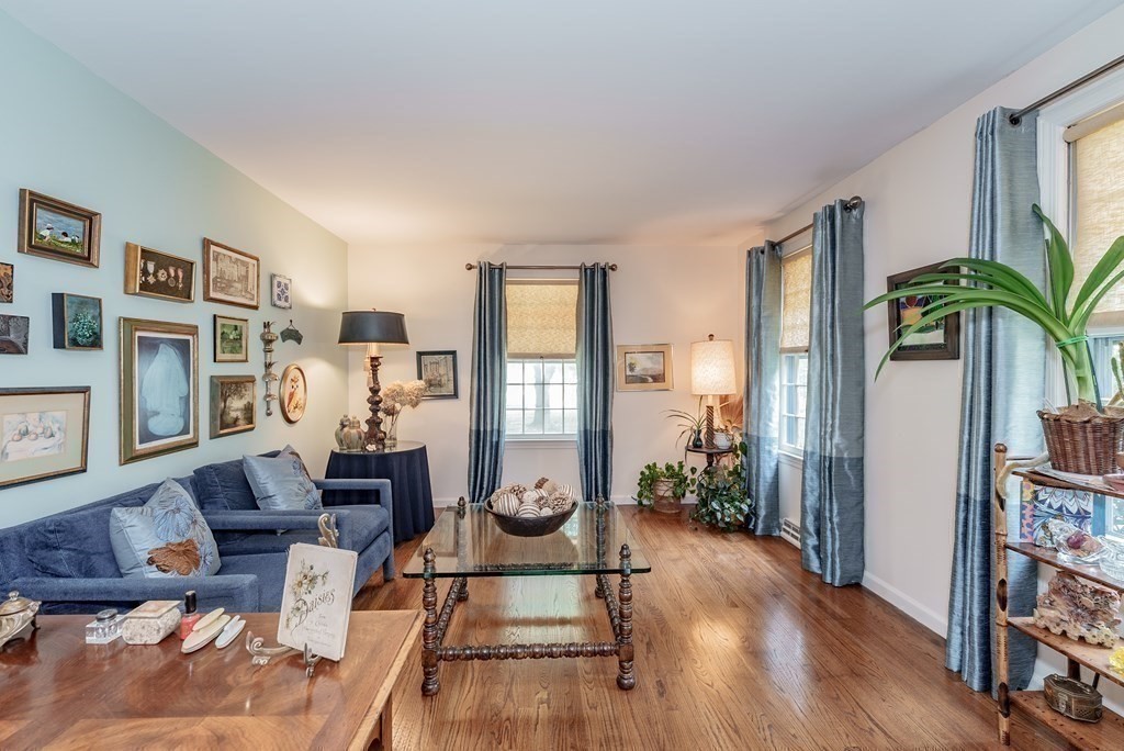 1118 Frank Smith Road Longmeadow, MA 01106 - Photo 13 of 36 Gallery Image 13