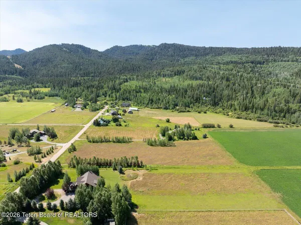 $2,595,000 | 10128 West 2000 South, Victor, ID 83455