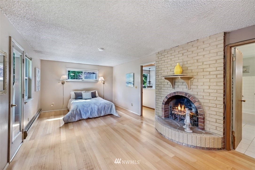 5730 152nd Street Southwest Edmonds, WA 98026 - Photo 10 of 15 Gallery Image 10
