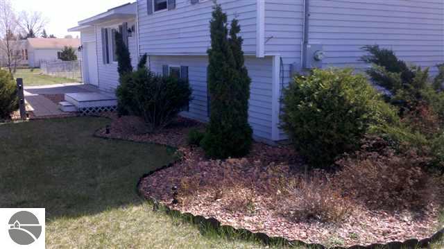 11077 Riley Road Interlochen, MI 49643 - Photo 17 of 18 1734668-16.JPG