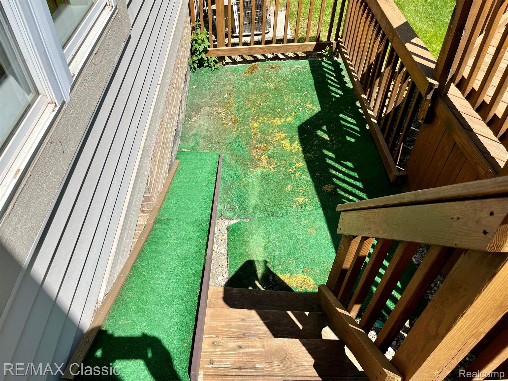 5249 Simpson Lake Road, Unit 70 West Bloomfield, MI 48323 - Photo 24 of 31 Dog Run